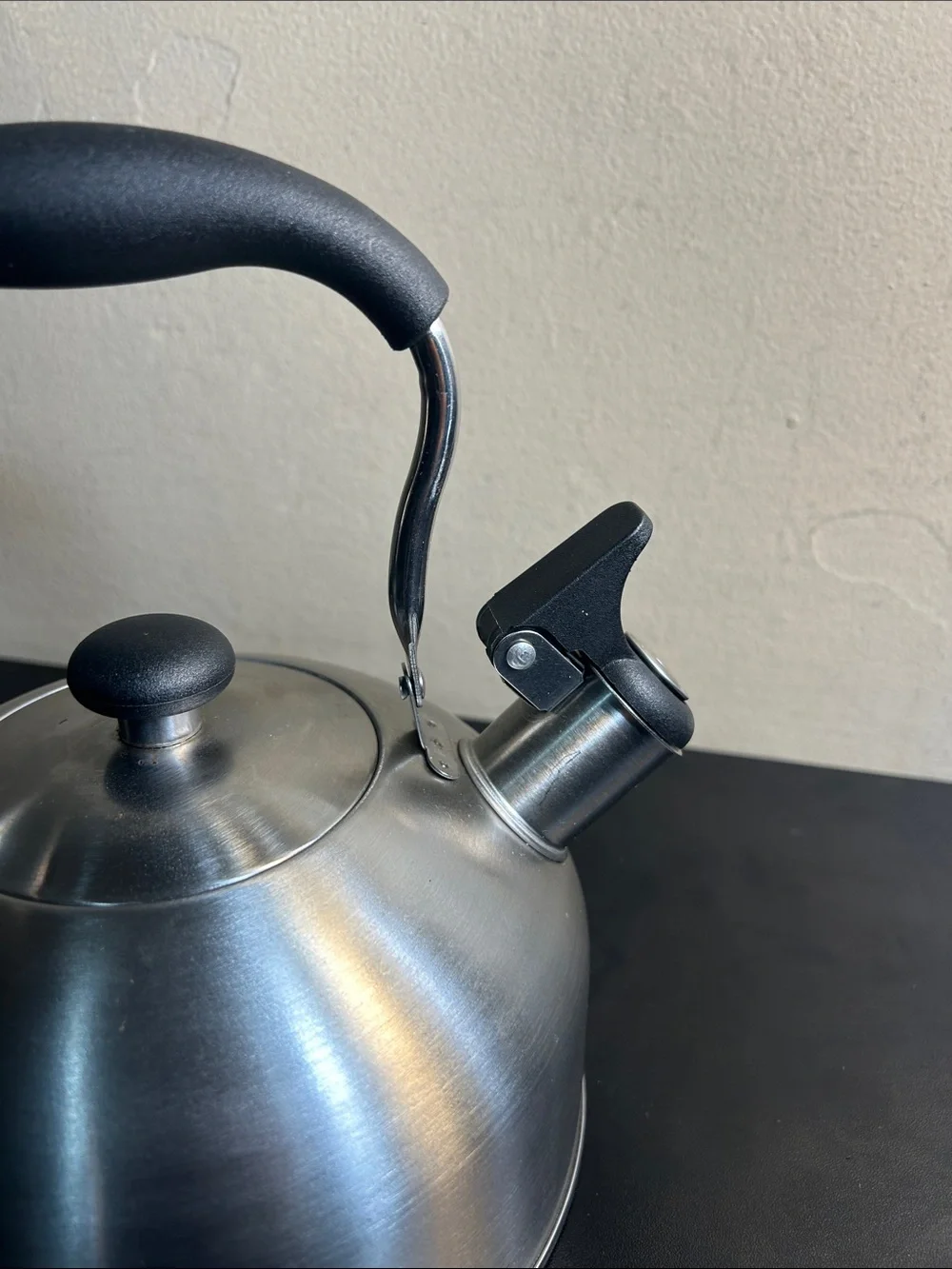 Mainstays 1.8L Stainless Steel Whistling Tea Kettle Induction Compatible Silver!